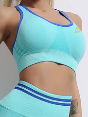 La Rouge’s Two Piece Set